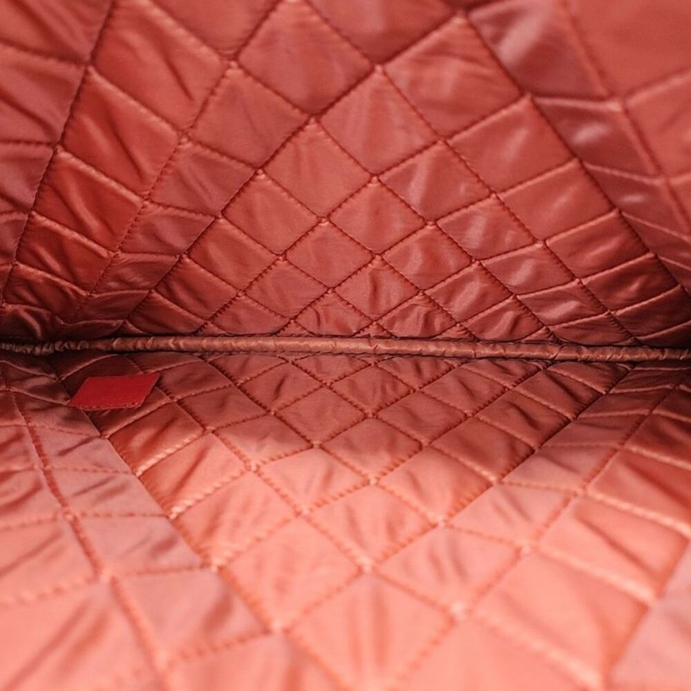 Chanel Charm Decorated Tweed Clutch New Medium - Picture 5 of 5